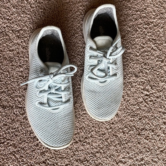 Allbirds Tree Runner - Picture 2 of 5
